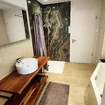 Komfortzone - Stilvolle Gaestewohnung In *