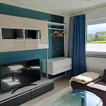 Komfortzone - Stilvolle Gaestewohnung In Apartmán *
