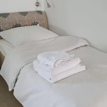 Komfortzone - Stilvolle Gaestewohnung In *