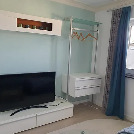 Komfortzone - Stilvolle Gaestewohnung In Apartmán