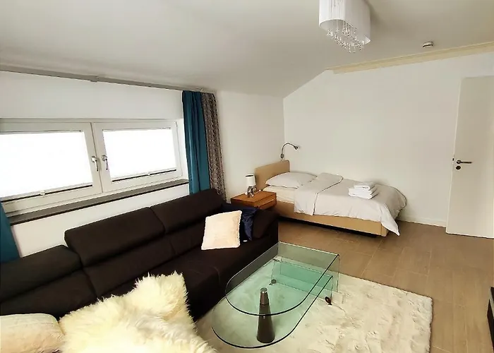 Komfortzone - Stilvolle Gaestewohnung In Marburg