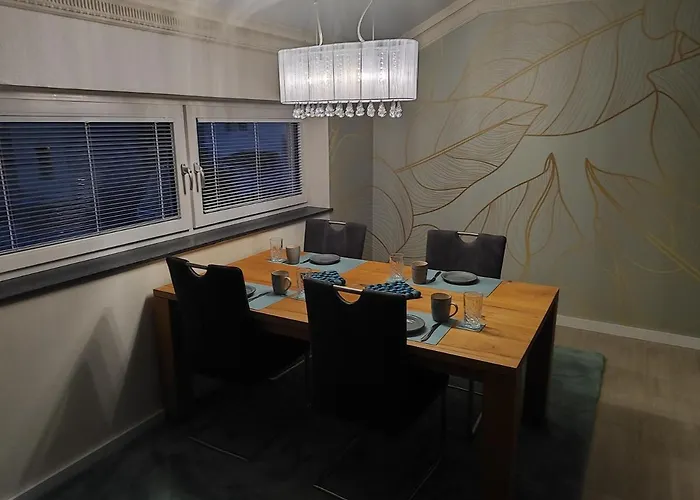 Komfortzone - Stilvolle Gaestewohnung In Apartament