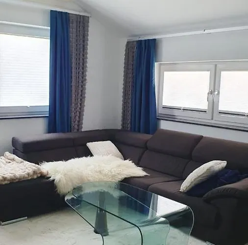 Komfortzone - Stilvolle Gaestewohnung In Apartament Marburg